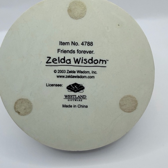 Zelda Wisdom Stylish Dog Figurine with Sunglasses Bulldog - Picture 7 of 8